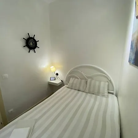 Spacious Near Historic Centre 60 Sqm With Wi Fi Apartman Lisboa