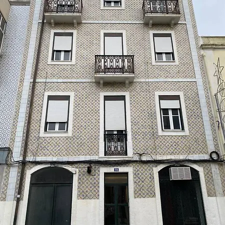 شقة Spacious Near Historic Centre 60 Sqm With Wi Fi