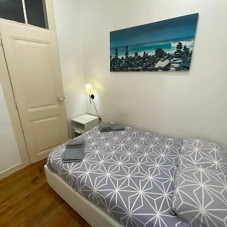 Spacious Near Historic Centre 60 Sqm With Wi Fi شقة Lisboa